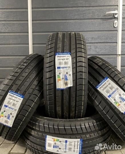 Triangle EffeXSport TH202 255/35 R19 96Y