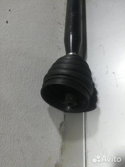 Привод правый передний Skoda/Volkswagen Rapid/Polo