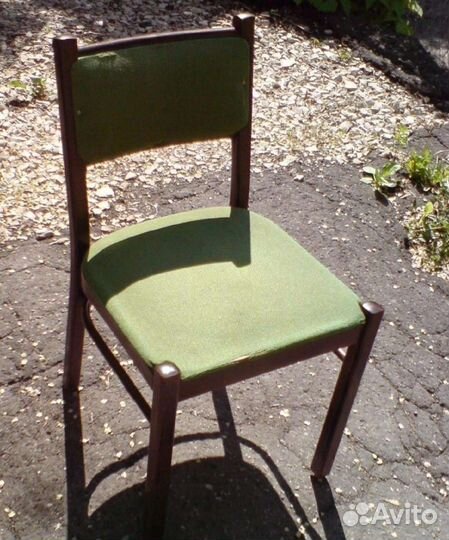 Из СССР стул деревянный