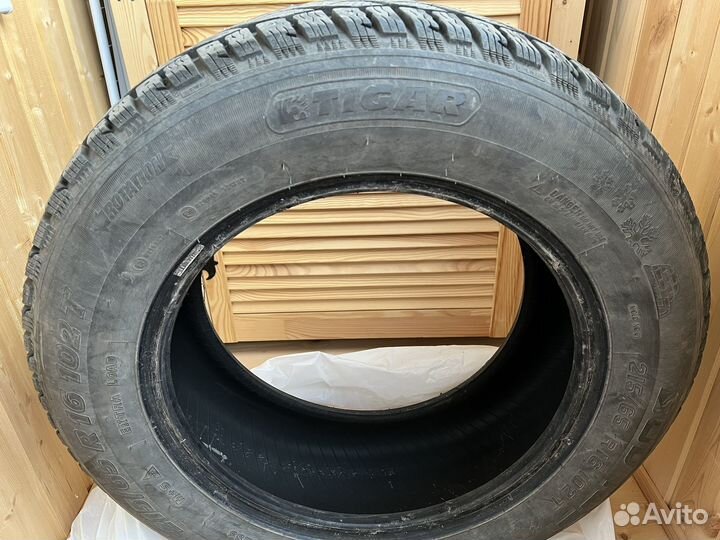 Tigar SUV Ice 215/65 R16 102T