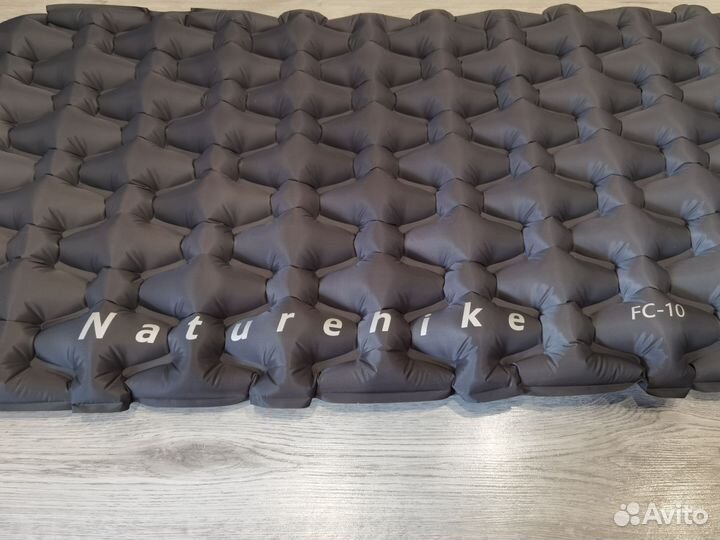 Коврик надувной naturehike fc10