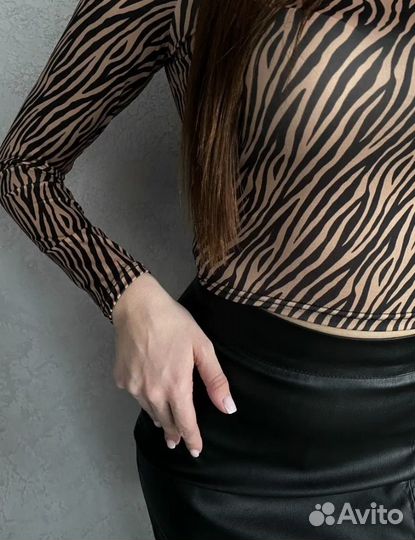 Лонгслив с принтом