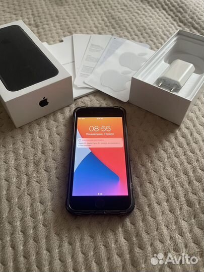 iPhone 7, 32 ГБ