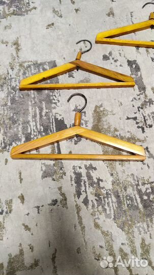 Вешалки плечики