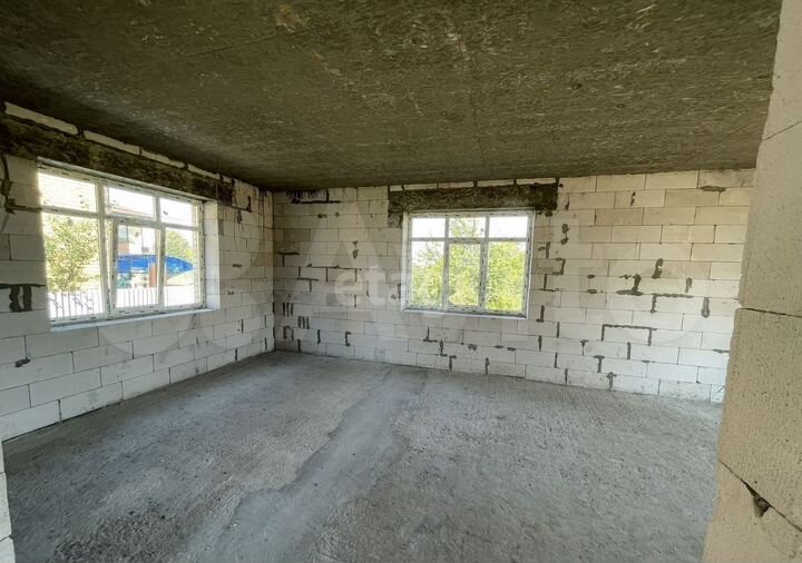 Дом 154 м² на участке 6,5 сот.