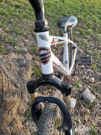 Велосипед десна метеор