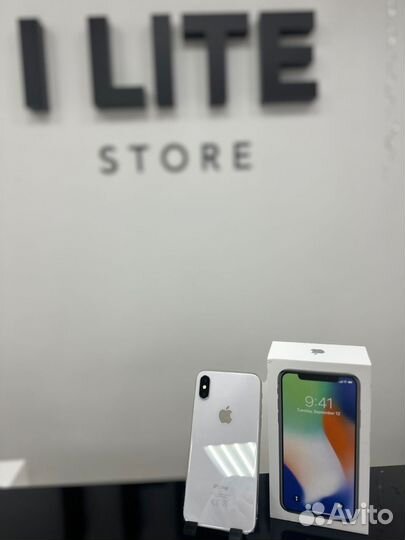 iPhone X, 256 ГБ