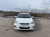 Hyundai Solaris 1.6 AT, 2012, 124 000 км, с пробегом, цена 895 000 руб.