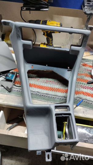 Консоль кожаная перед зад bmw e32 борода