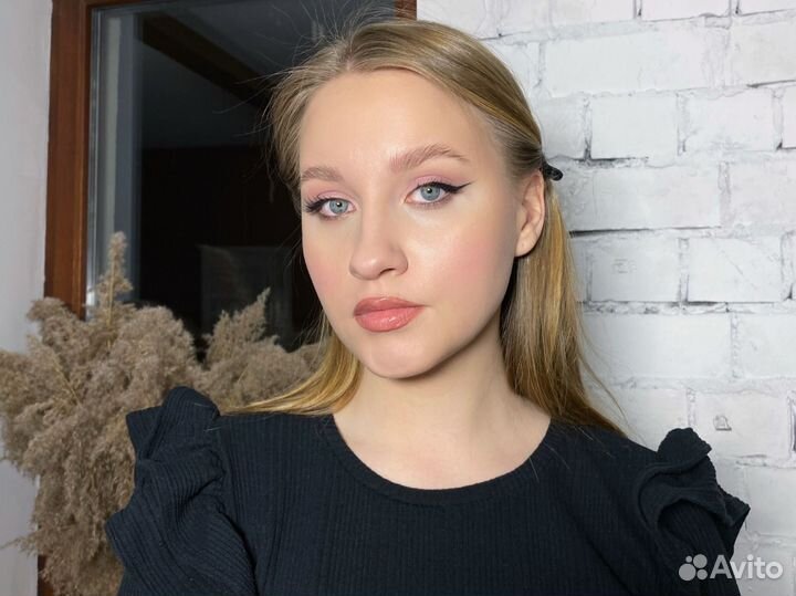 Макияж и укладка