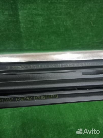 Молдинг стекла двери (комплект) передний левый