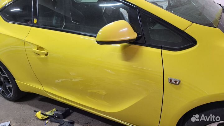 Правая дверь Opel Astra J Gtc Gts Opc