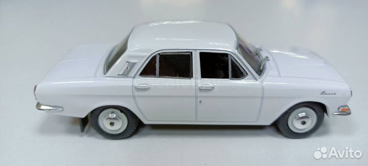 Газ-24 волга 1-43 автолегенды 9(гос.номера)