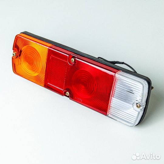 Стоп сигнал toyota dyna узкий, левый/правый одинак