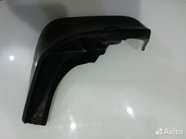 Брызговик toyota corolla 120 2002-2006