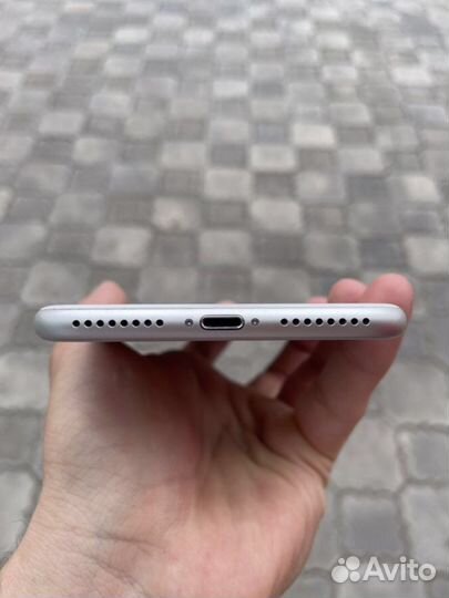 Телефон iPhone 7 plus 256 gb