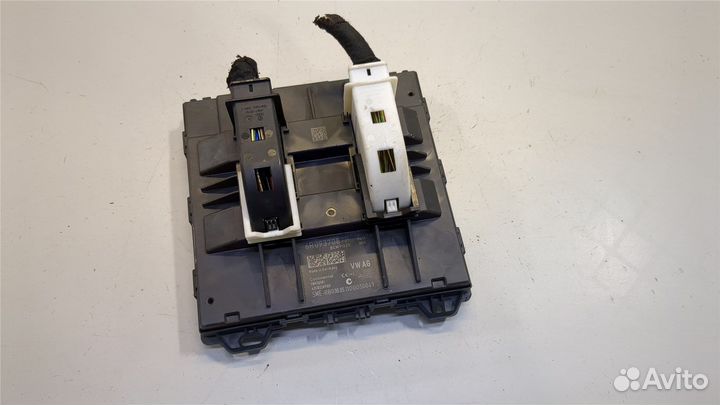 Блок управления бортовой сети Volkswagen Polo, 201