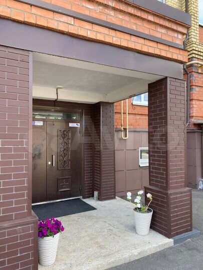 2-к. квартира, 56 м², 2/5 эт.