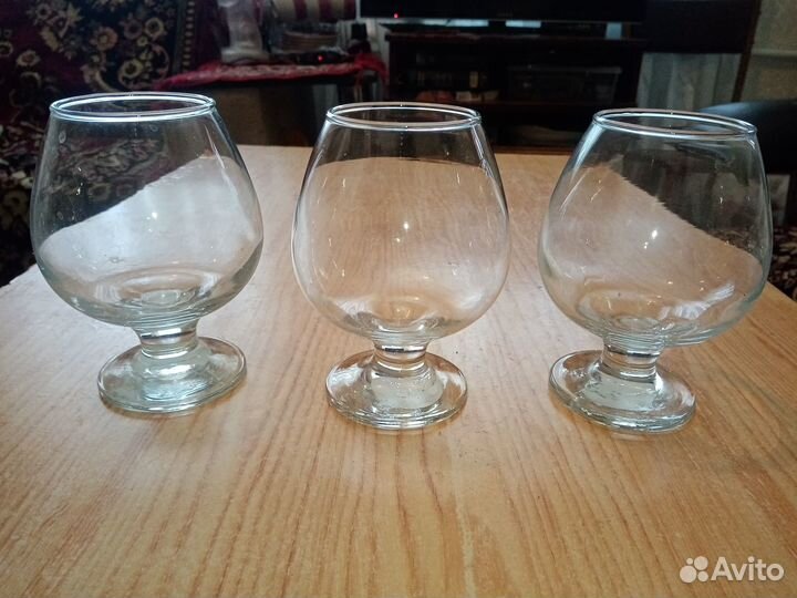 Фужеры и рюмки на ножке СССР и хрустальные вазы