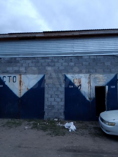 Гараж, > 30 м²