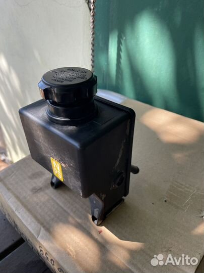 Бачок гур ssangyong кайрон тагаз тагер