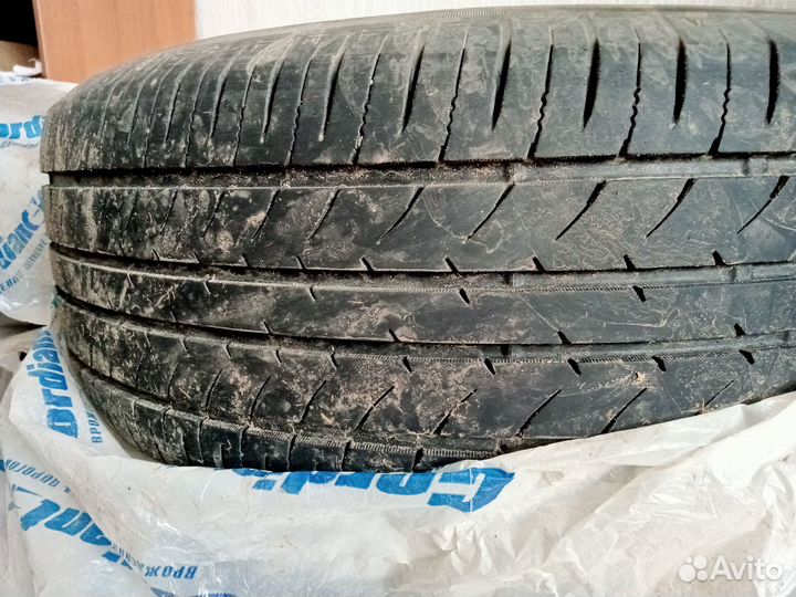 Toyo NanoEnergy 3 215/60 R16 95H