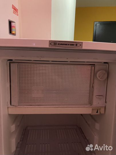 Холодильник Саратов