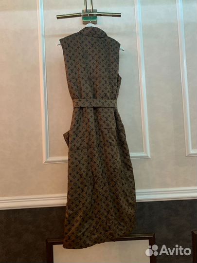 Стильная удлиненная длинная безрукавка 48-50-52