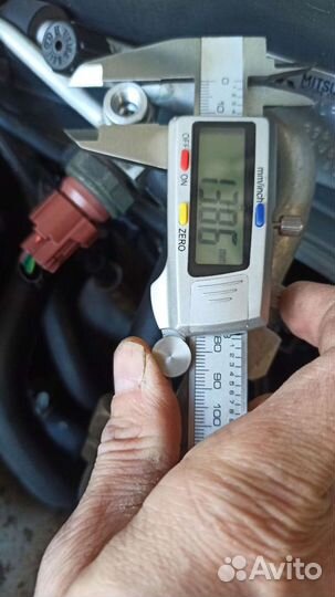 Колпачек заправочного штуцера кондиционера