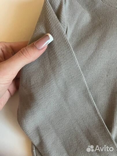 Джемпер и водолазки