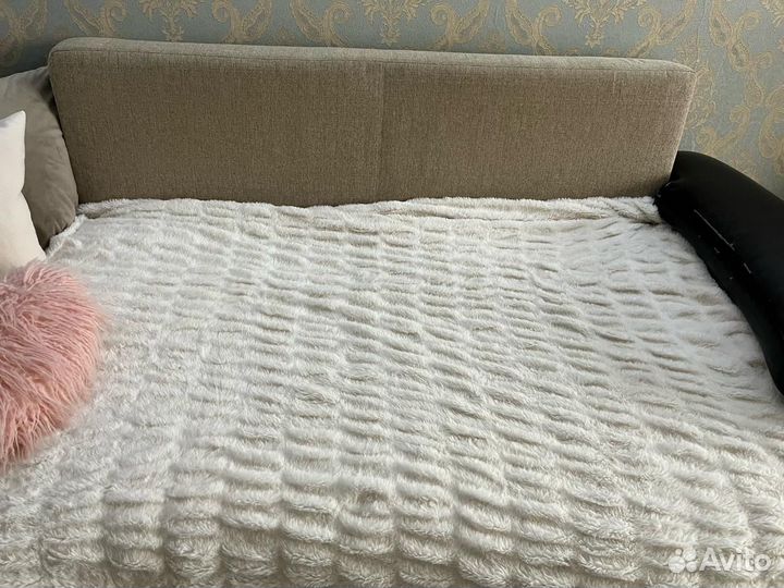 Диван угловой бу + кресло