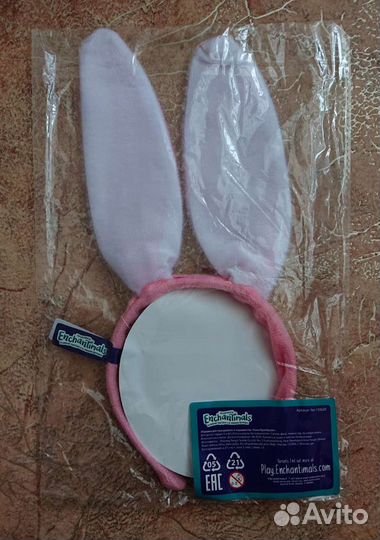 Ушки Бри Кроли