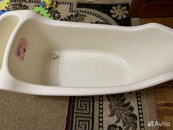 Ванночка для купания с горкой