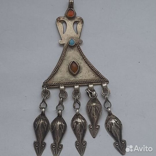 Антикварный восточный амулет подвеска
