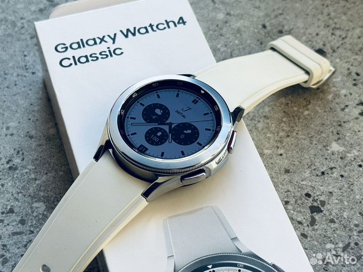 Samsung Galaxy Watch 4 Classic 42