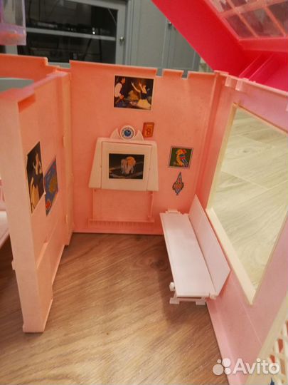 Кукольный домик для Барби (и не только)