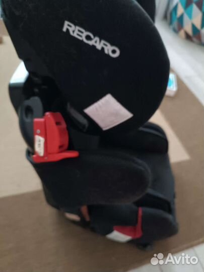 Детское автокресло бу 9-18кг recaro