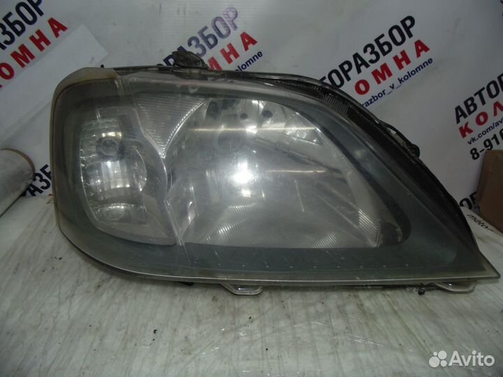 Фара правая Renault Logan 8200675053