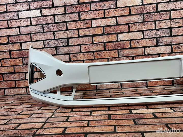 Бампер белый передний Volkswagen Polo 6 2020-2023