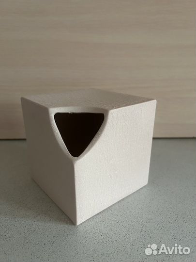 Ваза декоративная интерьерная Куб из керамики