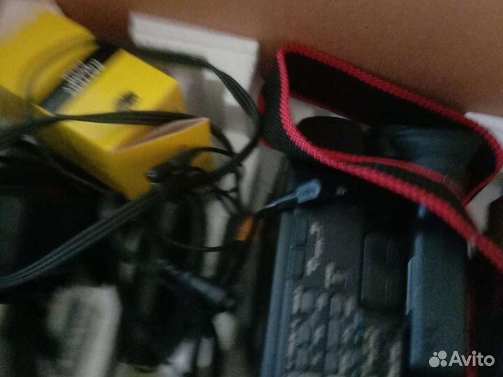 Видеокамера JVC GR-AX63