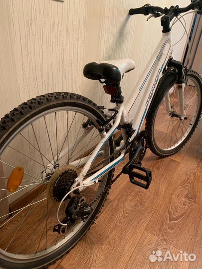 Велосипед горный подростковый