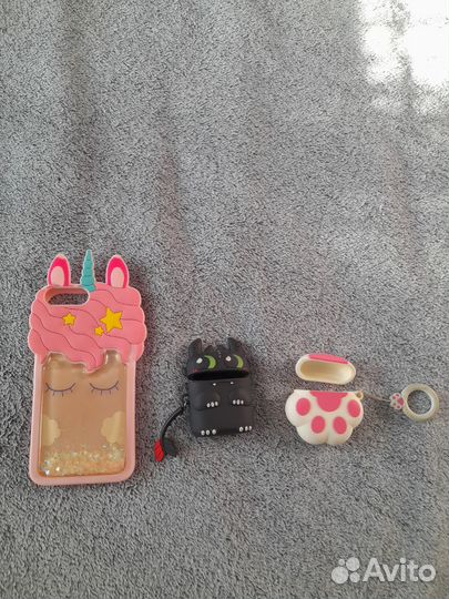 Чехол на iPhone и чехлы на наушники AirPods