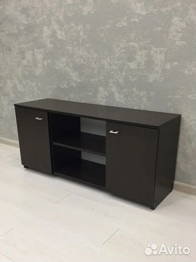 Тумба под телевизор 111х34х51 см