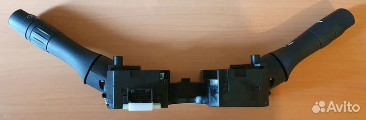 Подрулевые переключатели 25560JN00A и 25560JP00B