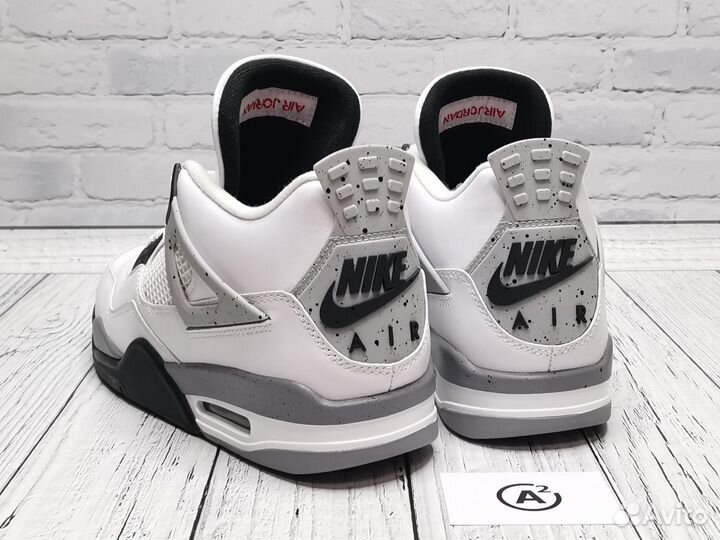 Nike Air Jordan 4