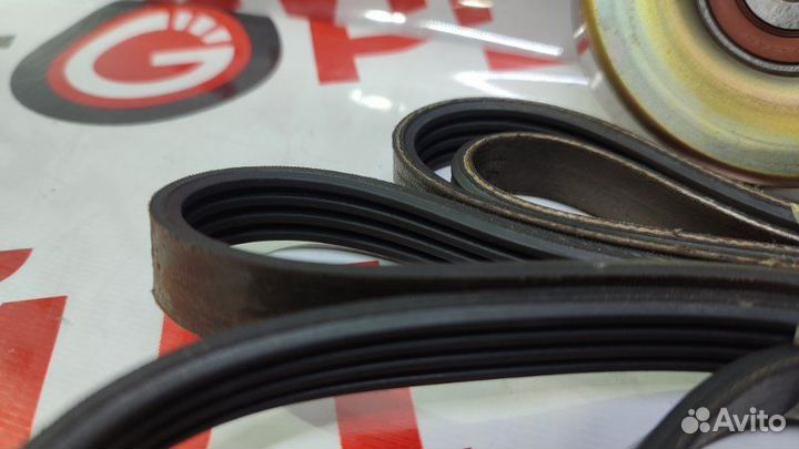 Ролик обводного ремня Toyota Vitz SCP10 1SZ