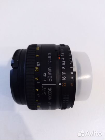 Nikon 50mm f/1.8D AF Nikkor