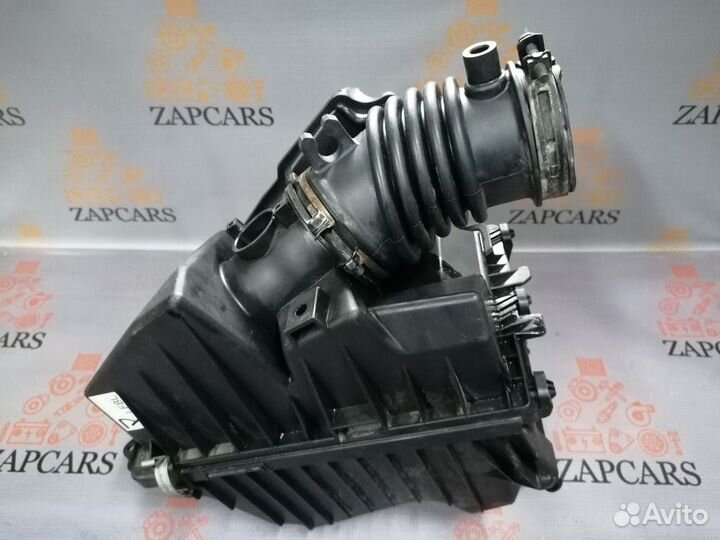 Корпус воздушного фильтра Mazda 3 BL 2.0