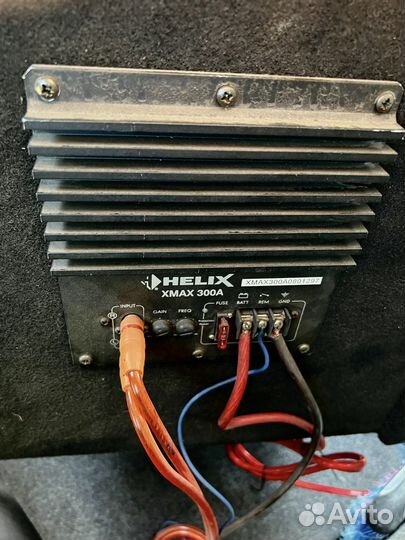 Сабвуфер Helix Xmax 300A
